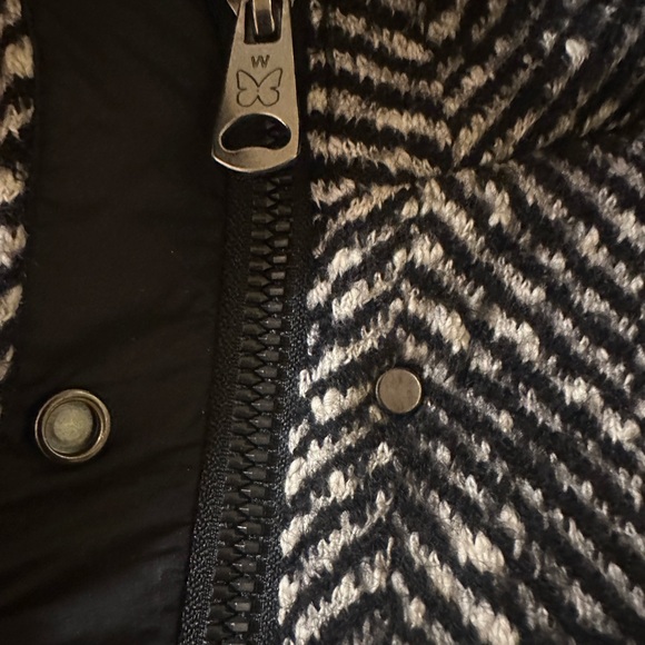 Max Mara WEEKEND Herringbone Down Jacket - Picture 9 of 16